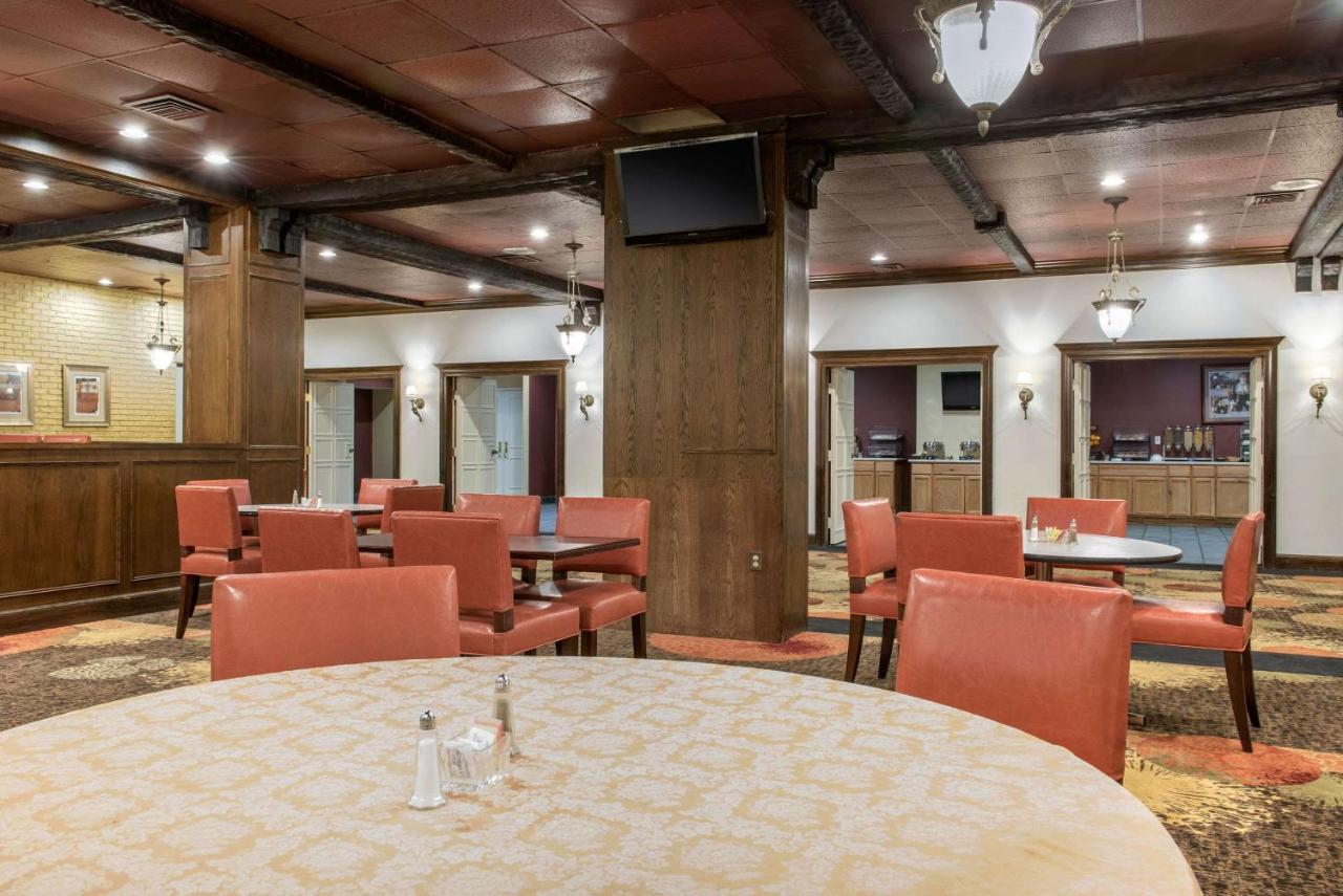 Clarion Hotel Indianapolis Kültér fotó