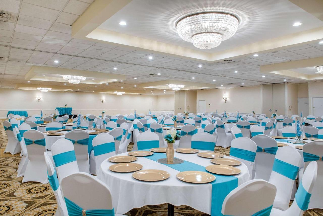 Clarion Hotel Indianapolis Kültér fotó