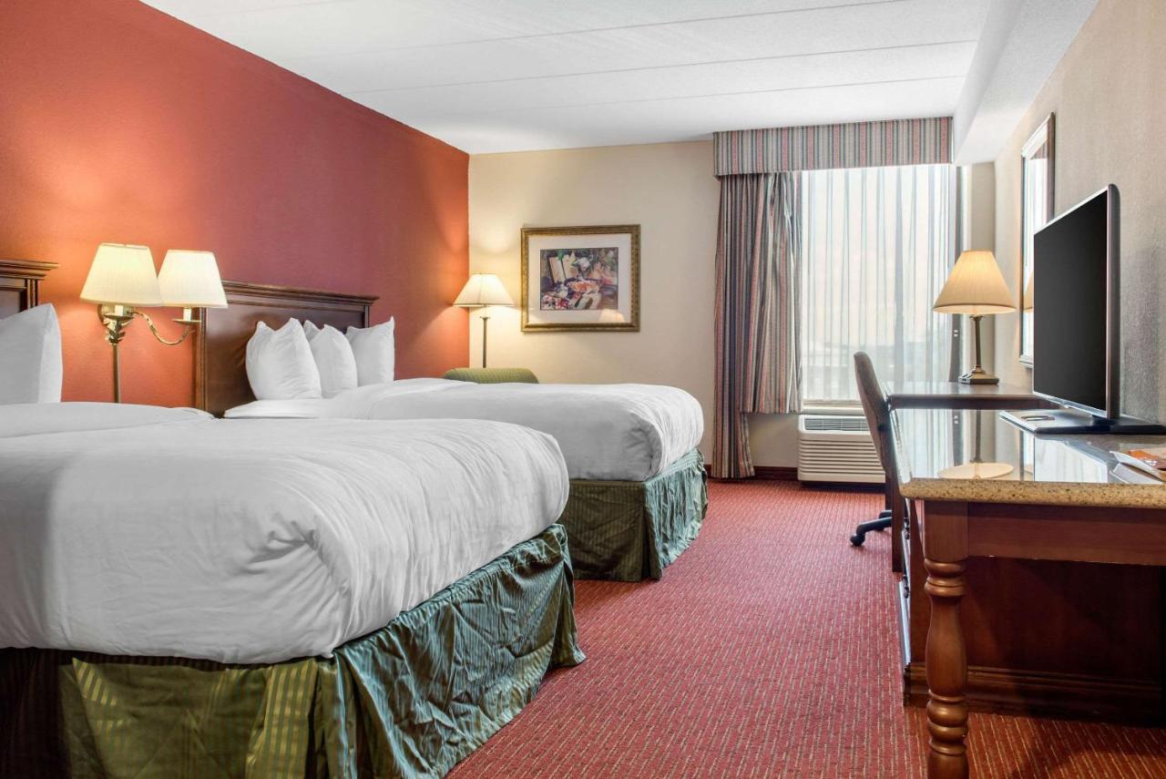 Clarion Hotel Indianapolis Kültér fotó
